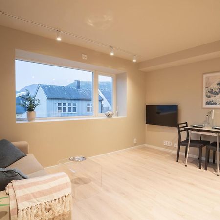 Elegant And Comfy Apartment Tromso Exterior photo